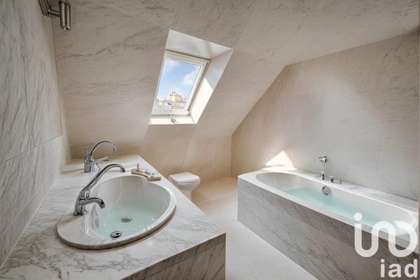 Maison traditionnelle 7 pièces de 126 m² à Ploubalay (22650)