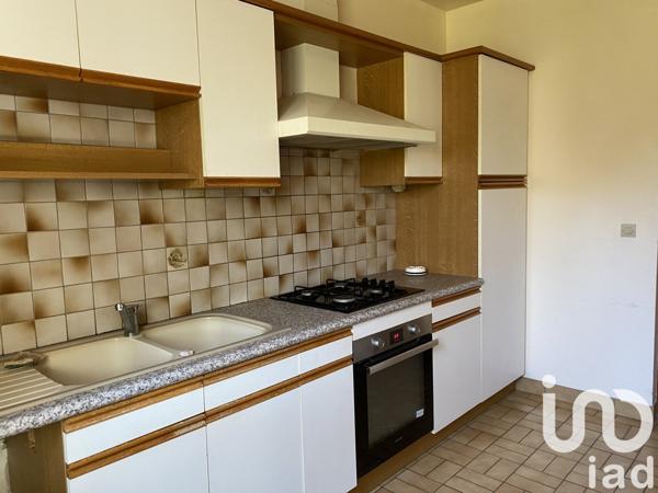 Maison traditionnelle 7 pièces de 126 m² à Ploubalay (22650)