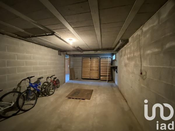 Maison traditionnelle 7 pièces de 126 m² à Ploubalay (22650)