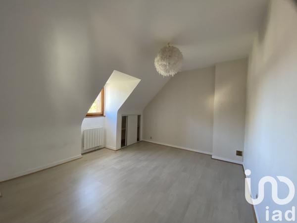 Maison traditionnelle 7 pièces de 126 m² à Ploubalay (22650)