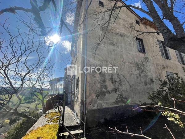 Achat maison Saint-Flour - 8 pièce(s) - 260 m² - 129 000 €