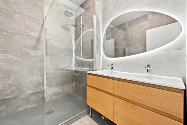 À vendre – Paris 4 – Rue Vieille-du-Temple – 124 m² – 3 chambres – Immeuble XVIII? siècle