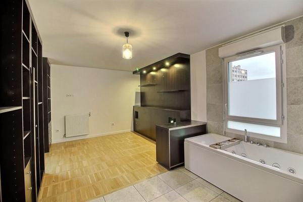 Appartement Massy de 87.7 M² avec 60m² de terrasse