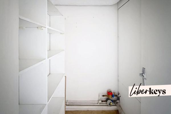 Studio 32 m2 - balcon - parking 