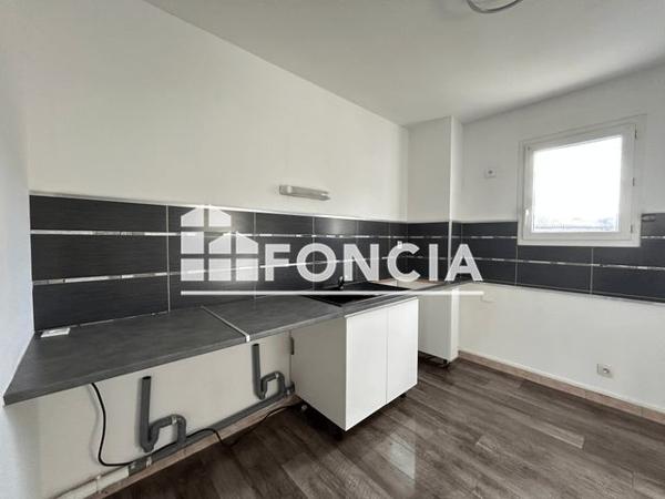 Location Appartement 4 pièces 88.49 m² - 63 IMPASSE MAURICE RAVEL Cavaillon 84300