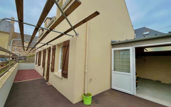 Maison à vendre    5 pièces •  Saint-Marcouf