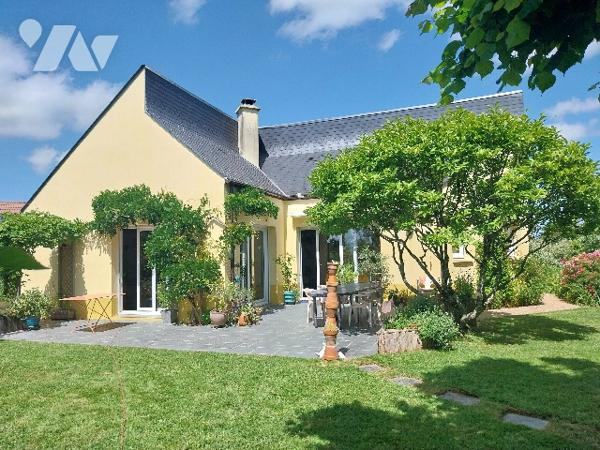 A VENDRE, LE GENEST-SAINT-ISLE !