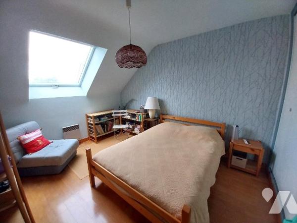 A VENDRE, LE GENEST-SAINT-ISLE !