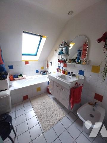 A VENDRE, LE GENEST-SAINT-ISLE !
