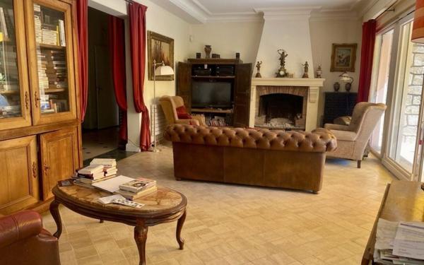 Maison à vendre    8 pièces • 265 m2 Deuil-la-Barre