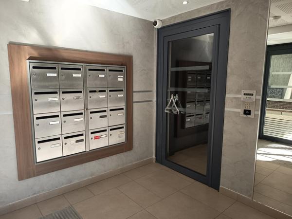 Très beau 2P Résidence très Recherchée Kaufman & Broad 2021 au pied de la Gare RER A Cergy-le-Haut