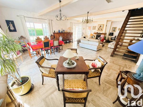 Maison à vendre 9 pièces 176 m² Saint-Marcel-lès-Sauzet