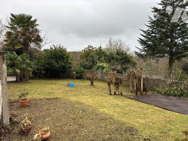 Maison a Vendre à QUIMPER, en Finistère Sud (29), en EXCLUSIVITE, au Calme en impasse, Vue déga...