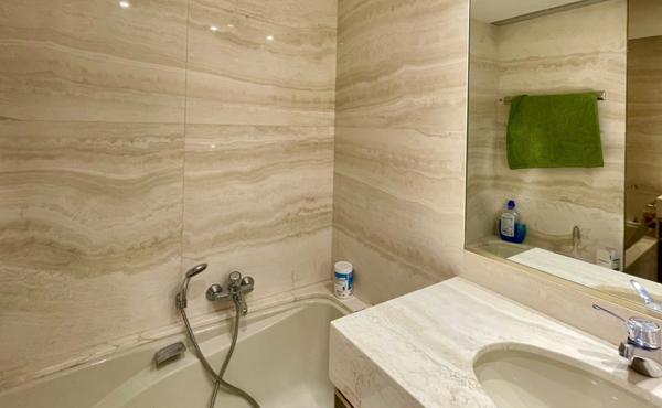 Appartement à vendre 3 pièces dans résidence de prestige à CANNES (06) avec échappée mer