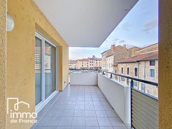 Lagnieu  Appartement T2 de 57 m² au 1er étage avec ascenseur