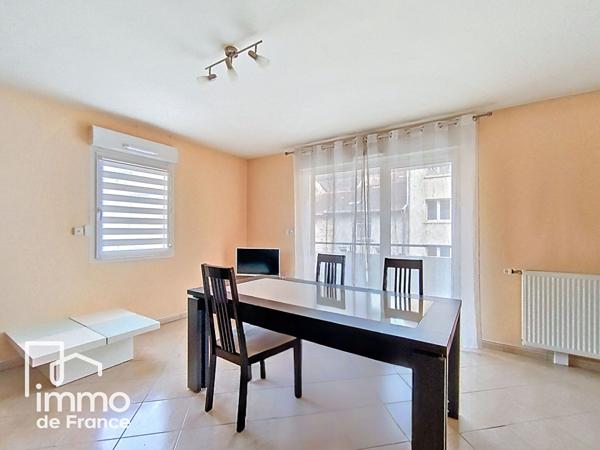 Lagnieu  Appartement T2 de 57 m² au 1er étage avec ascenseur