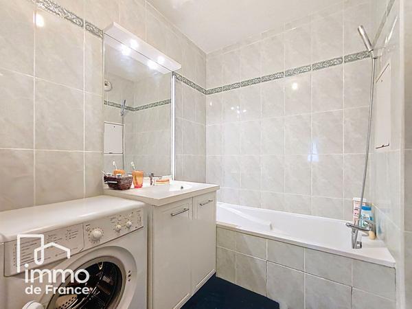 Lagnieu  Appartement T2 de 57 m² au 1er étage avec ascenseur