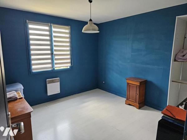 ACHICOURT - en retrait de rue, plain pied individuel 