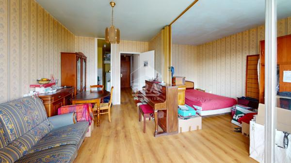 Appartement Paris 2 pièce de 37m² _ balcon 8 m² 