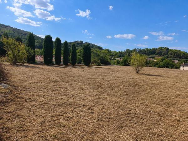 Vente / Terrain constructible à Clermont-l'Hérault (34800)