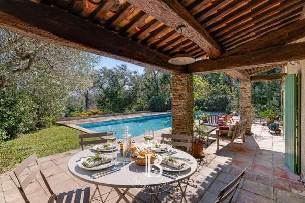 Grimaud, Maison 6 Chambres -  210 m² à vendre