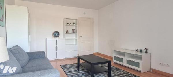 Immeuble de rapport composé de 9 lots Appartements Bureaux Commerce face Loire Quartier Sainte-Anne 