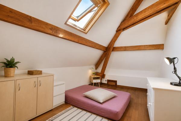 Maison
         8 pièces
        - 228 m² Bien prestige 1 680 000 € *