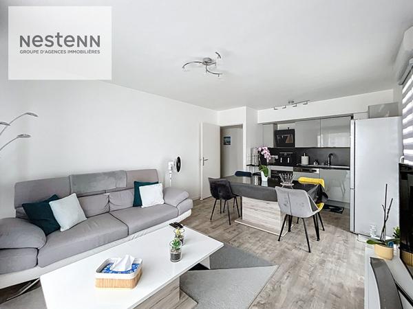 MONTLHÉRY Appartement contemporain de 74 m² 3 chambres avec balcon et double parking quelques minutes de toutes les commodités