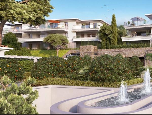 VUE MER , T5 de 157,50 M2 , sur les hauteurs du Cannet