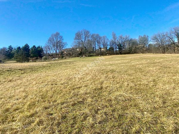 A vendre terrain 1500m² à Noyers Sur Jabron