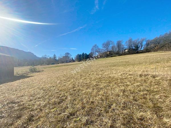 A vendre terrain 1500m² à Noyers Sur Jabron
