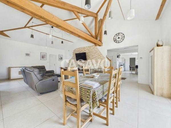 Vente Maison 6 pièces de 175m² - 38230 Tignieu-Jameyzieu