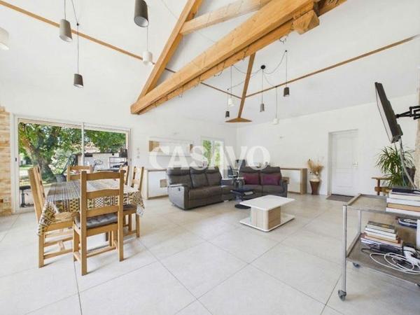 Vente Maison 6 pièces de 175m² - 38230 Tignieu-Jameyzieu