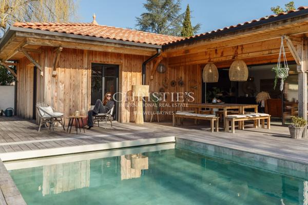 Maison contemporaine de 2023 + grange à rénover (200 m2). 3 chambres. 1 bureau