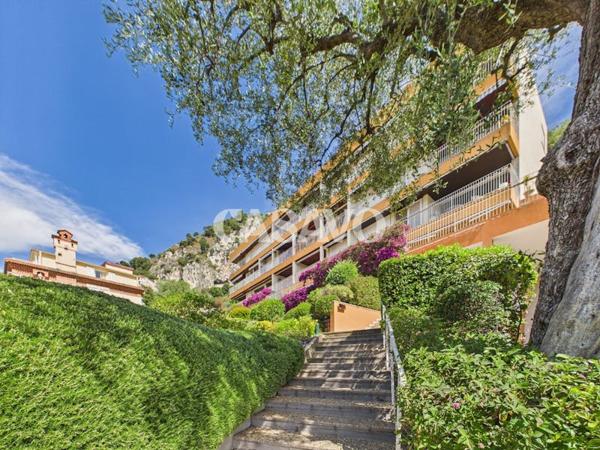 Vente Appartement 2 pièces de 55m² - 06230 Villefranche-sur-Mer