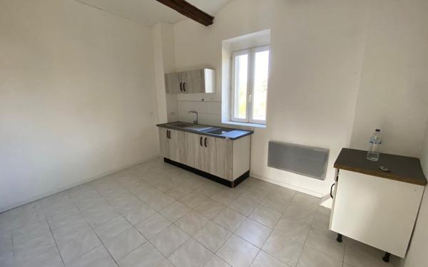 Appartement à louer    2 pièces •  Saint-Ambroix