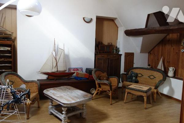 Maison, grange et jardin