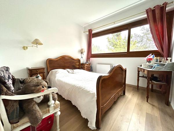 Appartement Poissy 5 pièce(s) 103 m2 €390 000 ** - Référence 9104