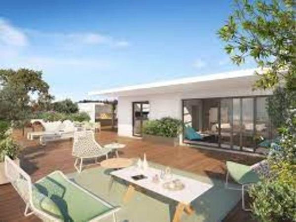 4P dernier étage terrasse LIEUSAINT (77)