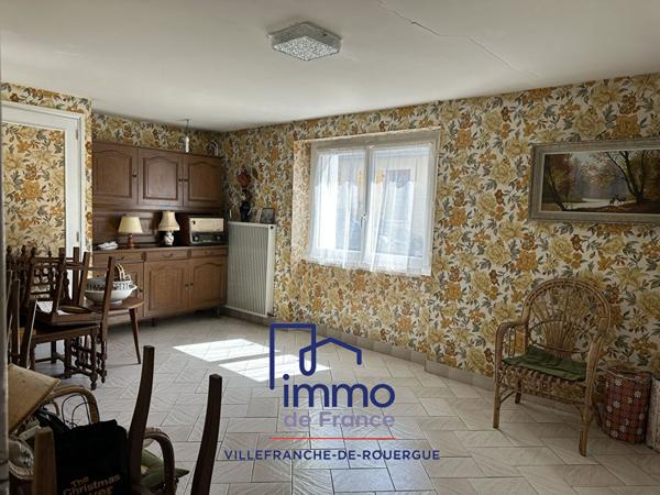 Maison 186 m², 5 chambres et grand garage sur 828 m² de terrain