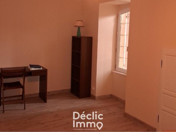 Vente longere Courcome, 280m² 11 pièces 364 000€ avec piscine