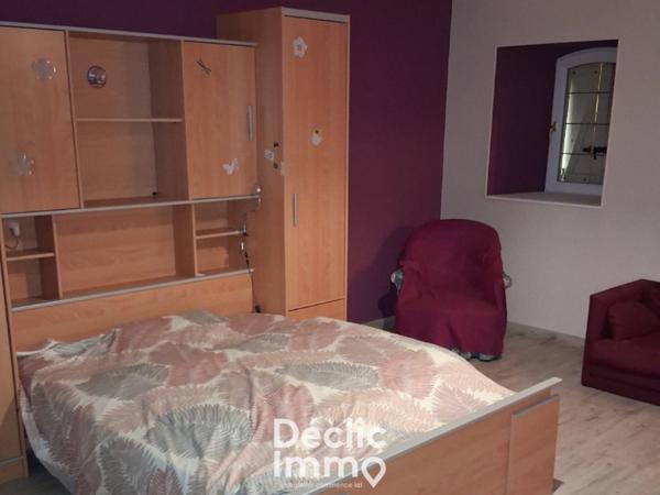 Vente longere Courcome, 280m² 11 pièces 364 000€ avec piscine