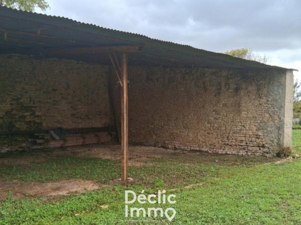 Vente longere Courcome, 280m² 11 pièces 364 000€ avec piscine