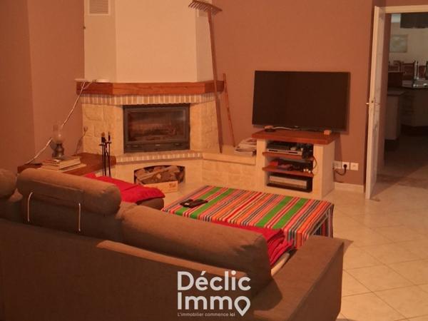 Vente longere Courcome, 280m² 11 pièces 364 000€ avec piscine