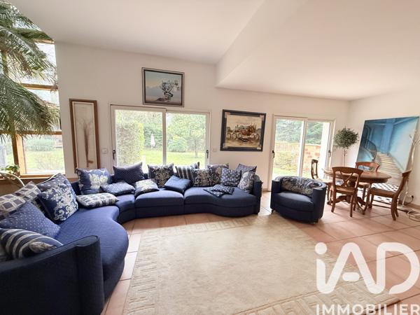 Maison à vendre 8 pièces 261 m² Soisy-sur-Seine