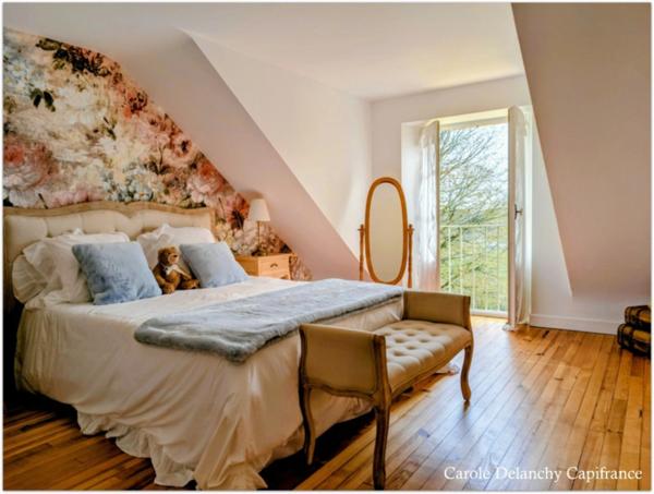 Propriété de caractère de 170 m² + maisonnette 30 m², classée 3 épis Gite de France sur 2 500 m² Vue Pyrénées.