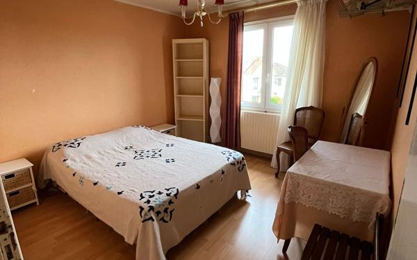 Maison à vendre    6 pièces •  Compertrix