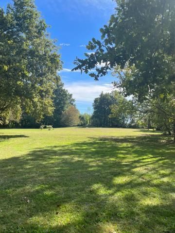 Dpt (32) NOGARO proche, ELEGANTE MAISON DE NOTABLES, économique, du XIXs 600M2, parc séculaire, dépendances en U, 11 ha, sans travaux,