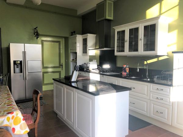 Dpt (32) NOGARO proche, ELEGANTE MAISON DE NOTABLES, économique, du XIXs 600M2, parc séculaire, dépendances en U, 11 ha, sans travaux,