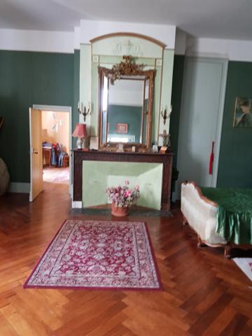 Dpt (32) NOGARO proche, ELEGANTE MAISON DE NOTABLES, économique, du XIXs 600M2, parc séculaire, dépendances en U, 11 ha, sans travaux,